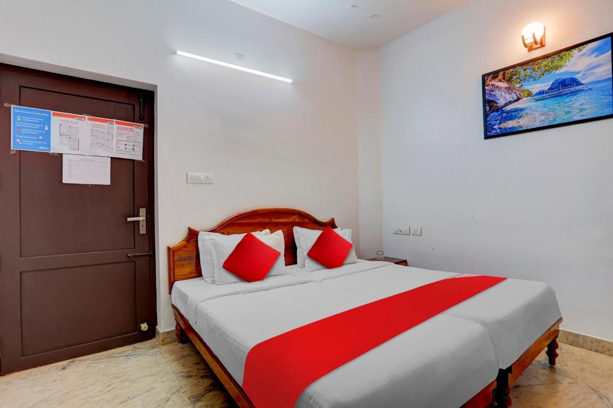 Hotel O Poptavern Heritage Kovalam Exterior foto